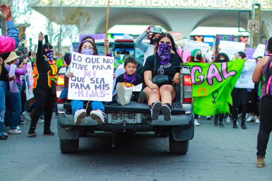 Foto galería: Marchan por el Día Internacional de las Mujeres en Ciudad Juárez